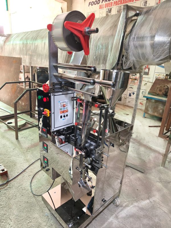 Liquid FFS packaging machine